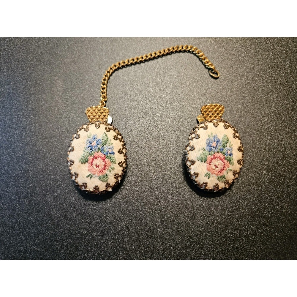 Vintage Embroidered Floral Sweater Clips (600)